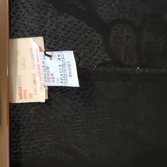 Joseph Ribkoff couture top - Picture 2 of 4